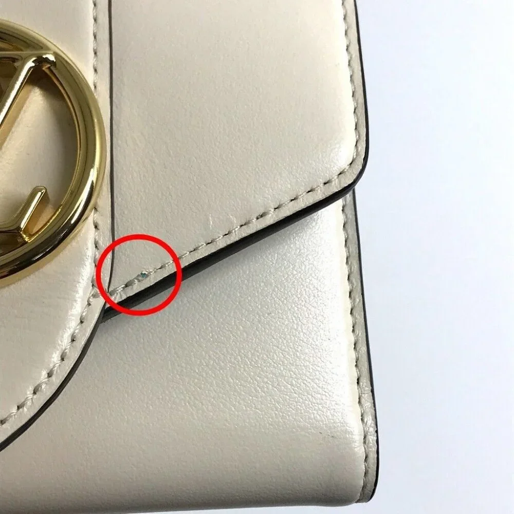 LOUIS VUITTON Portefeuille-LV Pont Neuf Trifold wallet Leather White